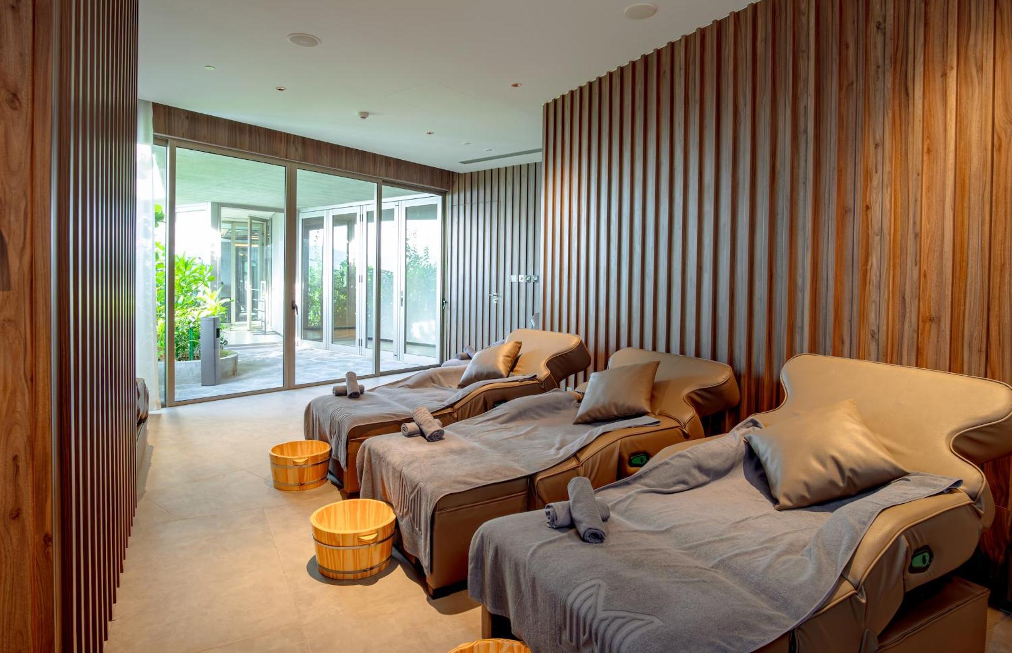 M Hotel Danang מראה חיצוני תמונה The spa at The Landmark