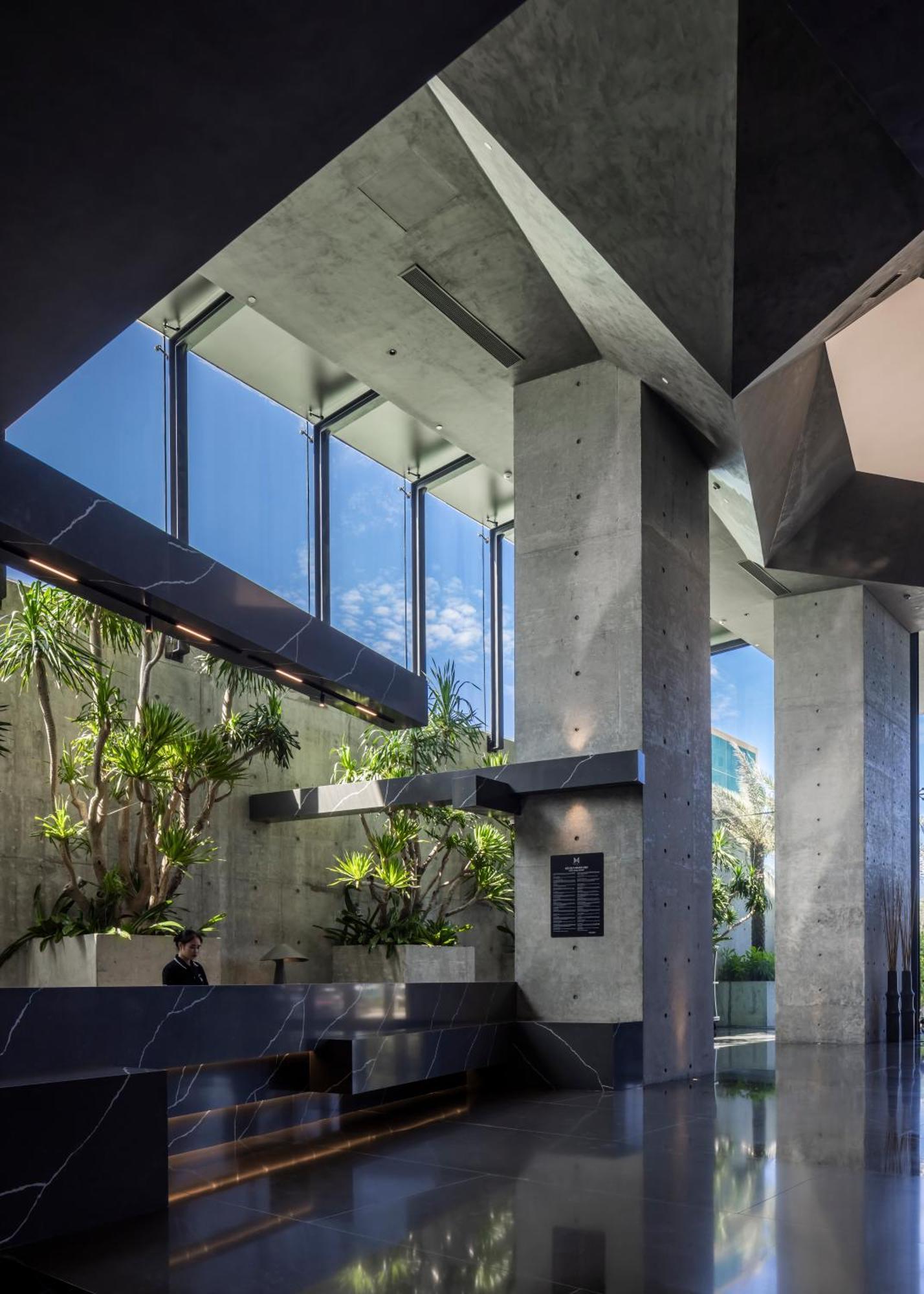 M Hotel Danang מראה חיצוני תמונה The interior of the station