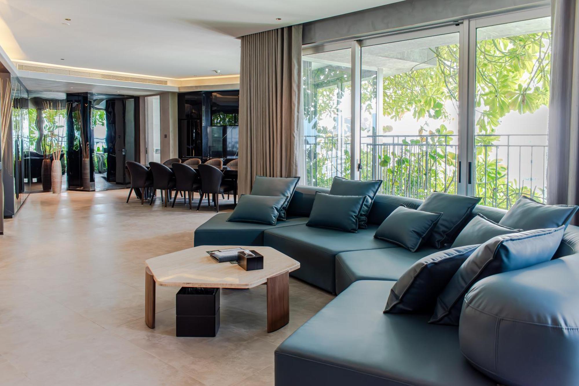 M Hotel Danang מראה חיצוני תמונה Interior of a penthouse at The Ritz-Carlton, Herzliya